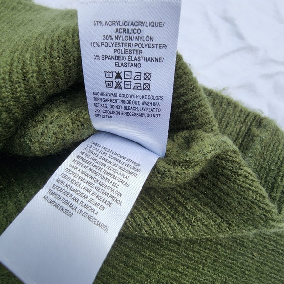 Lucky Brand Knit Sweater; size small; army green - Picture 8 of 9